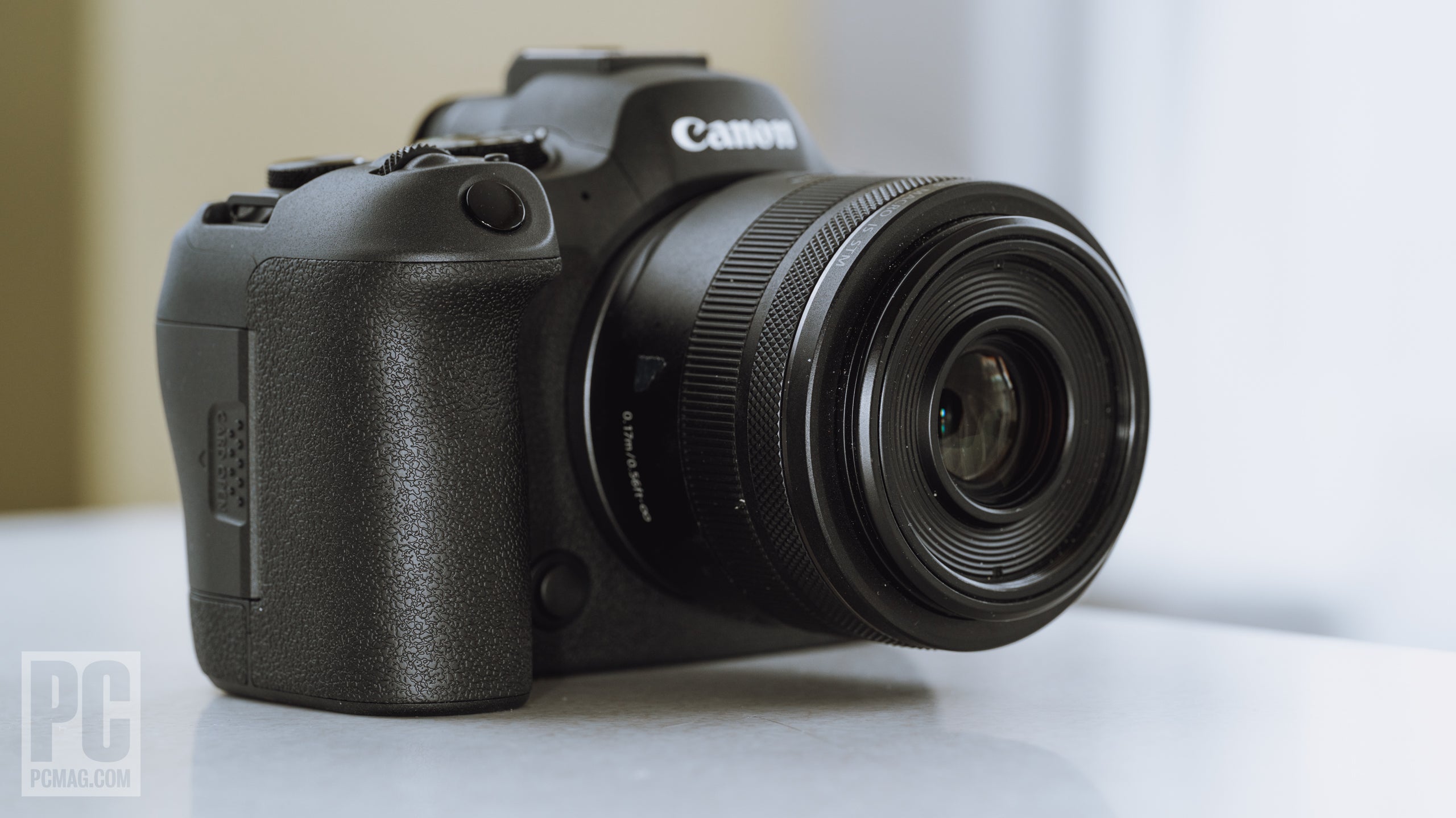 Câmera mirrorless EOS R6 Mark II