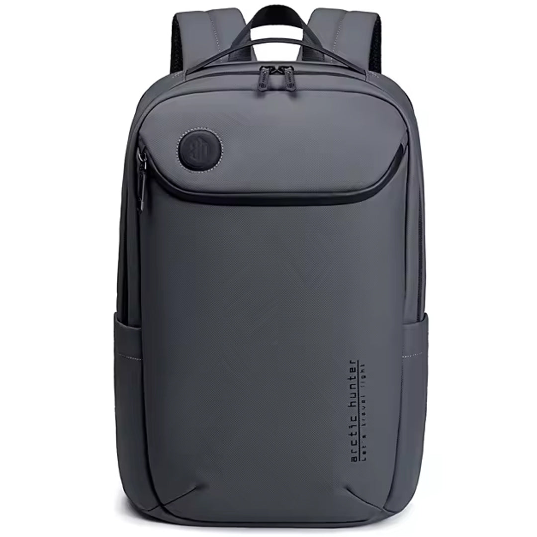 Arctic Hunter B00555