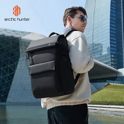 Arctic Hunter B00562