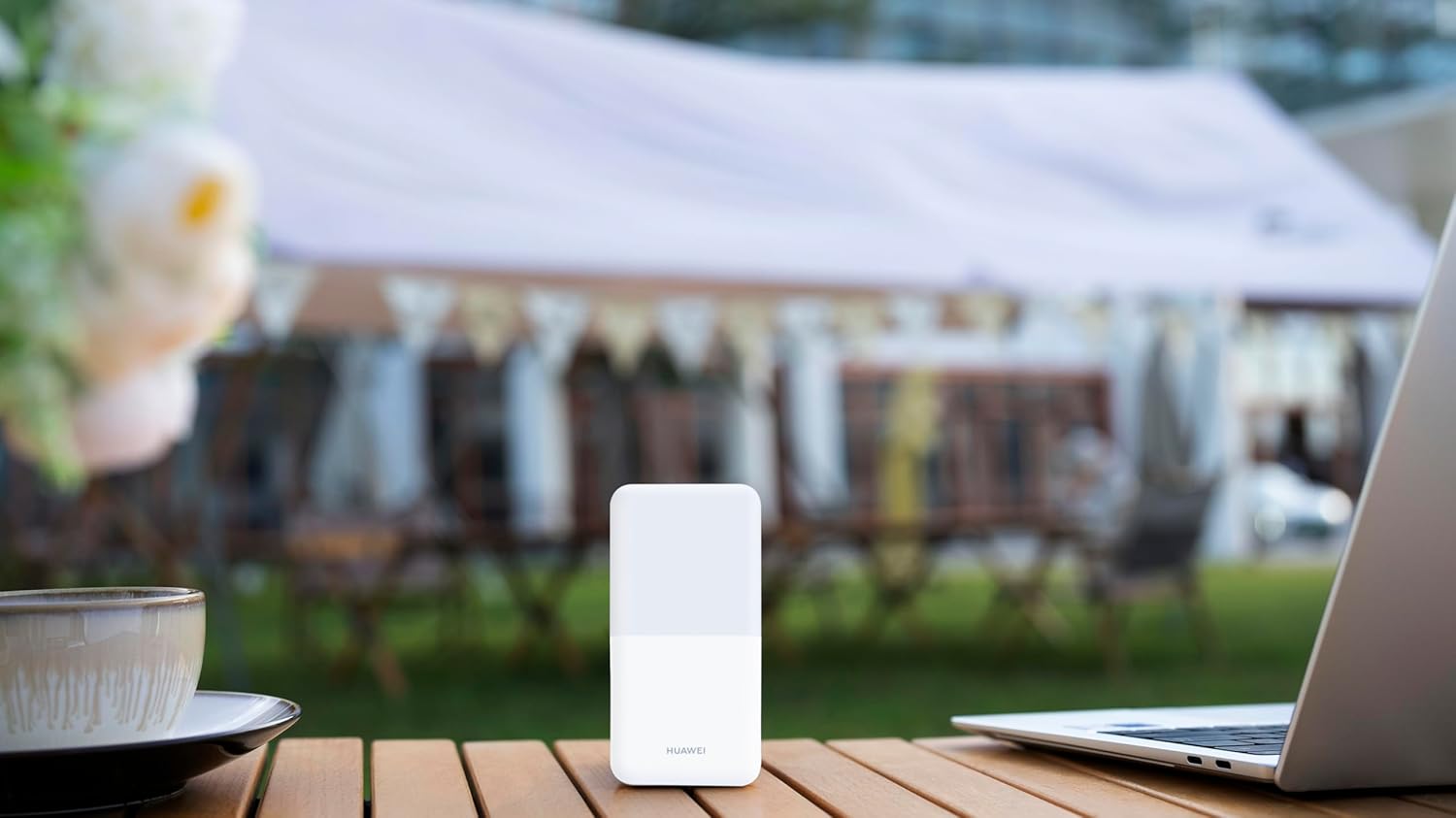Huawei E5586-326 4G Mobile WiFi 5