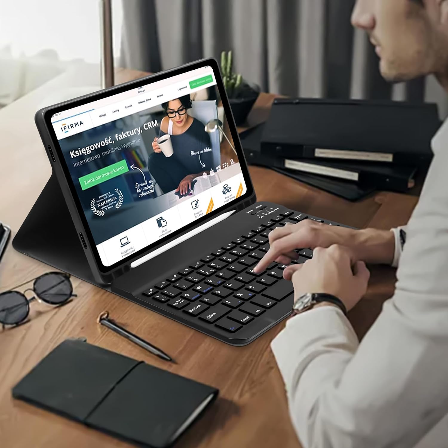 Capa com Teclado para Samsung Galaxy Tab A9+/A9 (11" - 2023)