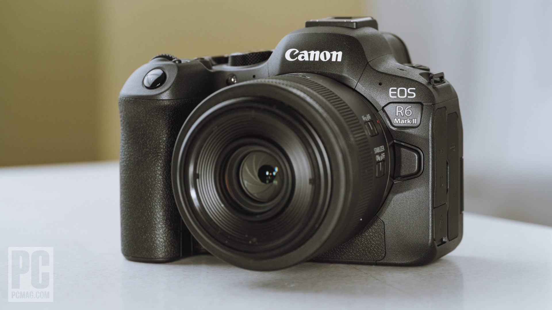 Câmera mirrorless EOS R6 Mark II