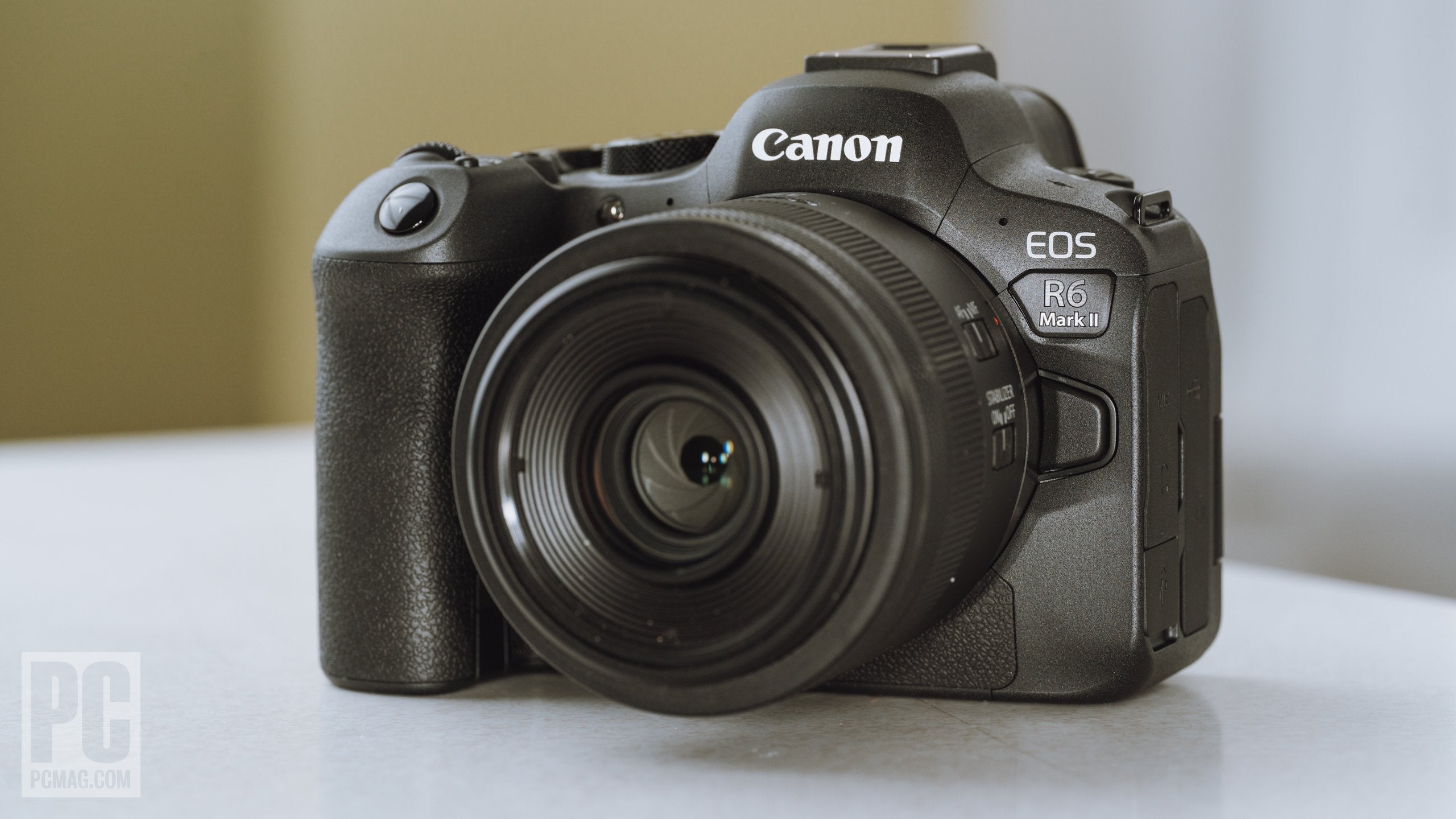 Câmera mirrorless EOS R6 Mark II