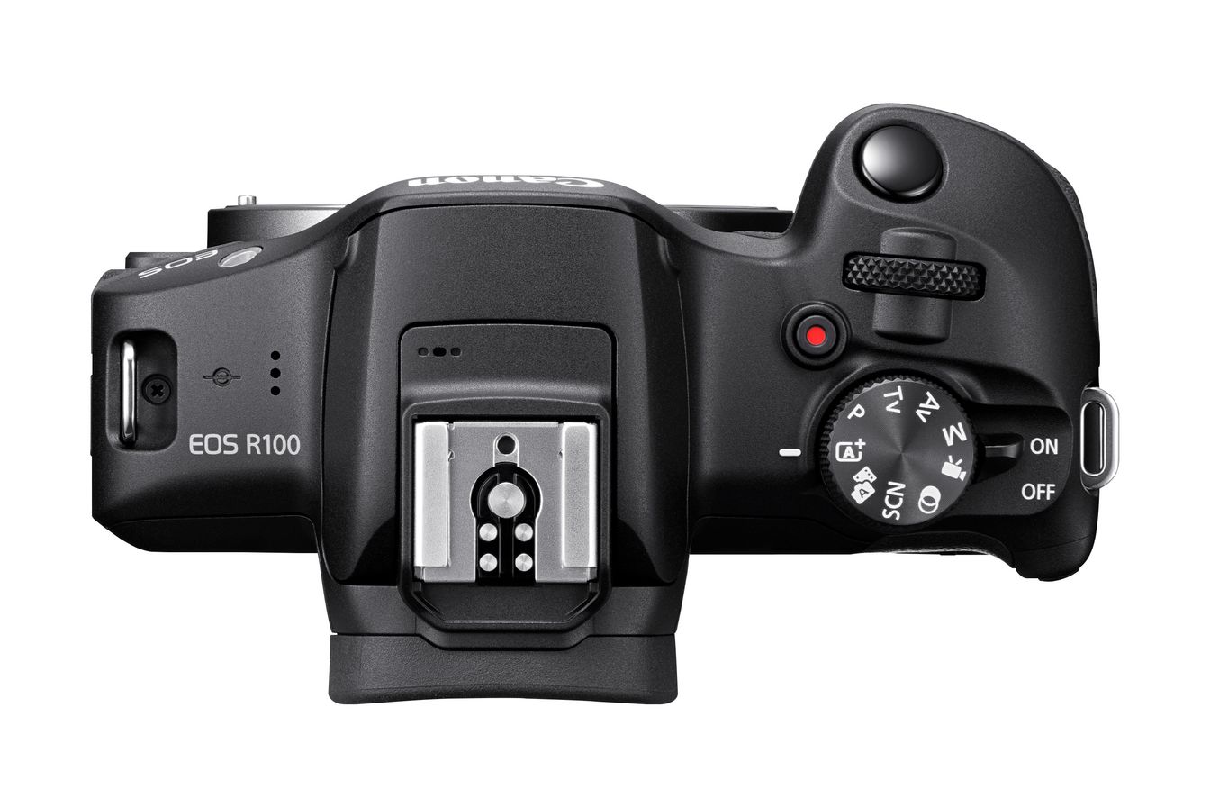 Canon EOS R100 (2024)