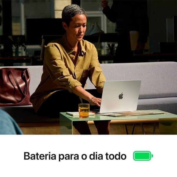 Apple MacBook Pro M4 - Image 5